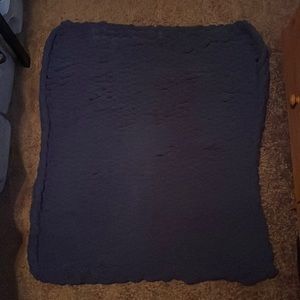 Dark blue chunky blanket